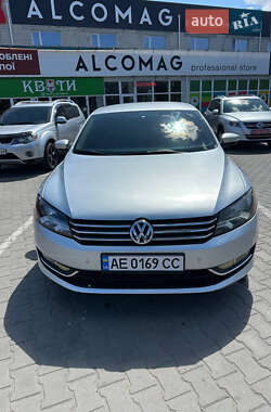 Седан Volkswagen Passat 2014 в Павлограде