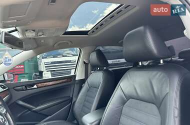 Седан Volkswagen Passat 2013 в 