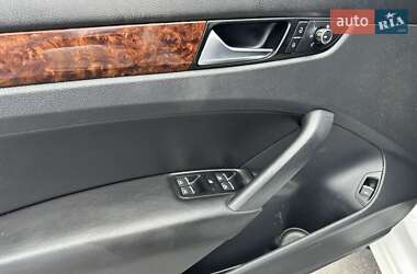 Седан Volkswagen Passat 2013 в 