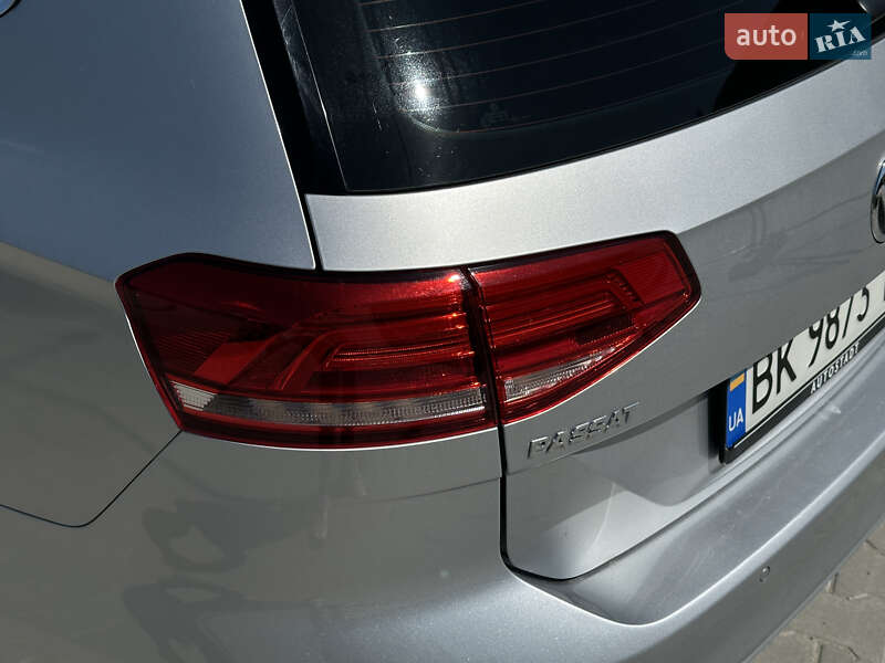 Универсал Volkswagen Passat 2018 в Дубно фото 19 Универсал Volkswagen Passat 2018 в Дубно
