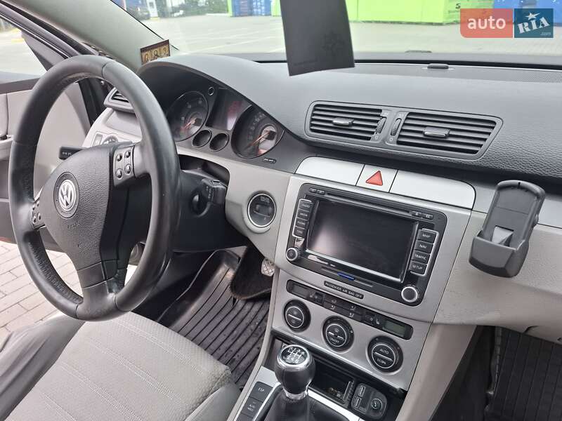 Универсал Volkswagen Passat 2006 в Умани фото 21 Универсал Volkswagen Passat 2006 в Умани