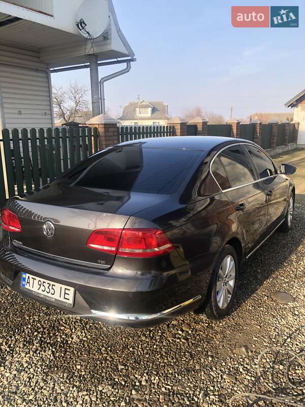 Седан Volkswagen Passat 2010 в Коломые