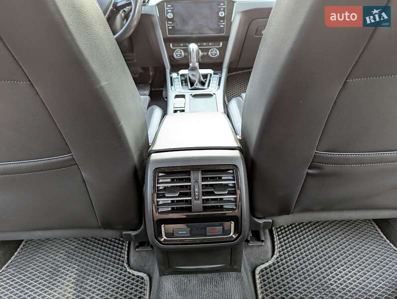Универсал Volkswagen Passat 2017 в Вознесенске фото 20 Универсал Volkswagen Passat 2017 в Вознесенске