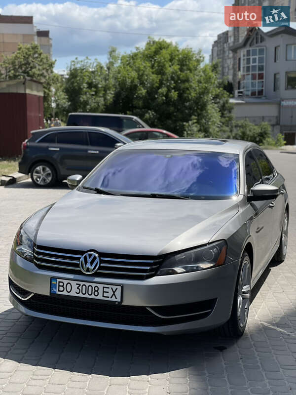 Седан Volkswagen Passat 2013 в Тернополі