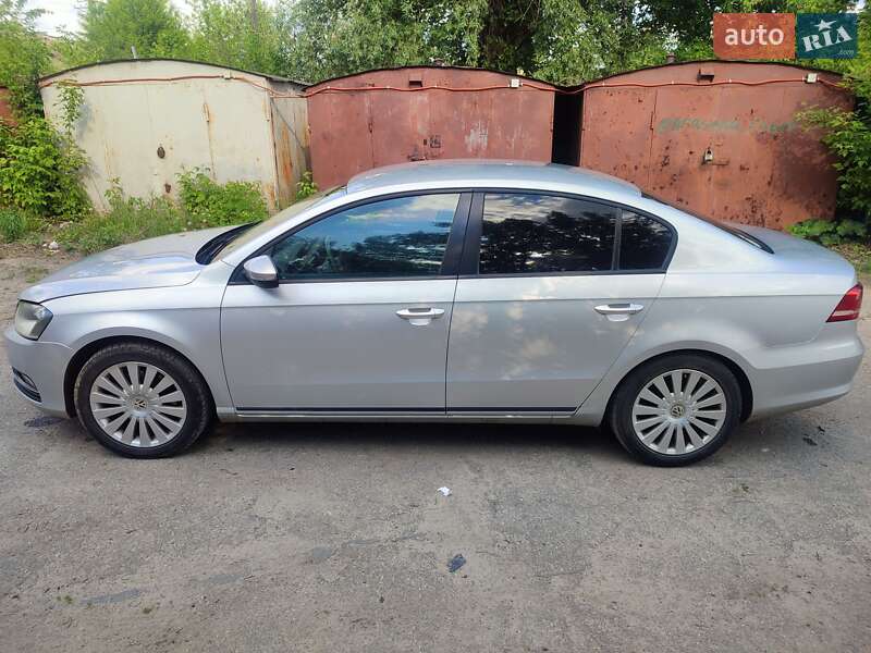 Volkswagen Passat 2012