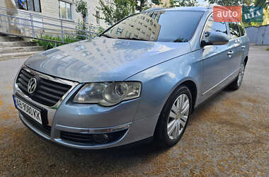 Універсал Volkswagen Passat 2006 в Вінниці