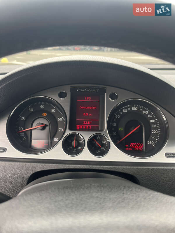 Седан Volkswagen Passat 2008 в Києві