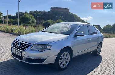 Седан Volkswagen Passat 2005 в Мукачево