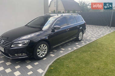 Универсал Volkswagen Passat 2012 в Звягеле