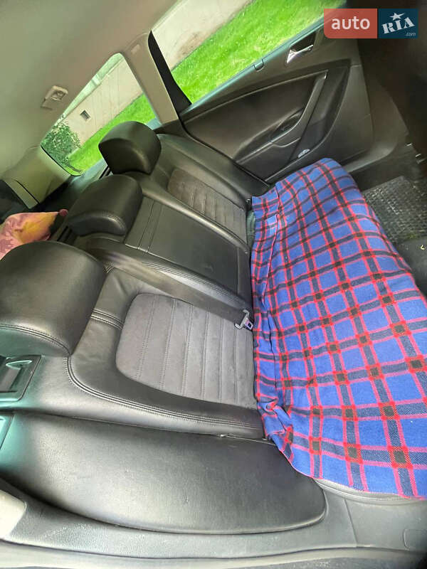 Универсал Volkswagen Passat 2010 в Львове