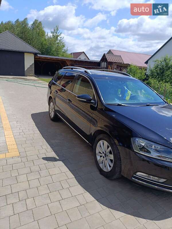 Универсал Volkswagen Passat 2010 в Старой Выжевке