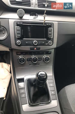 Універсал Volkswagen Passat 2014 в  фото 15 Універсал Volkswagen Passat 2014 в