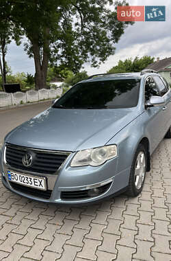 Універсал Volkswagen Passat 2008 в Рівному