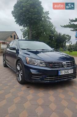 Седан Volkswagen Passat 2017 в Лубнах