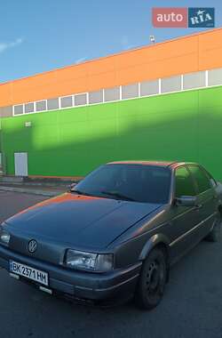 Седан Volkswagen Passat 1992 в Рівному