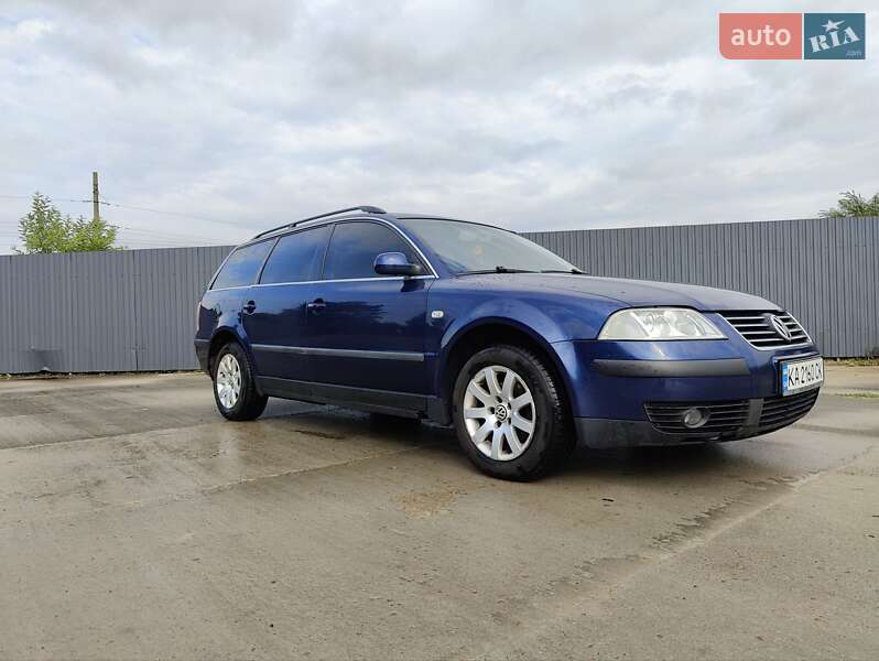 Універсал Volkswagen Passat 2003 в Житомирі