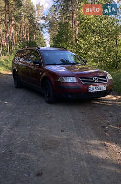 Універсал Volkswagen Passat 2003 в Костопілі