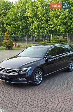 Универсал Volkswagen Passat 2020 в Луцке