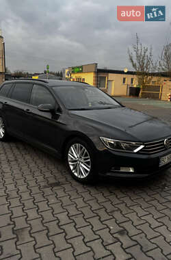 Универсал Volkswagen Passat 2017 в Бродах