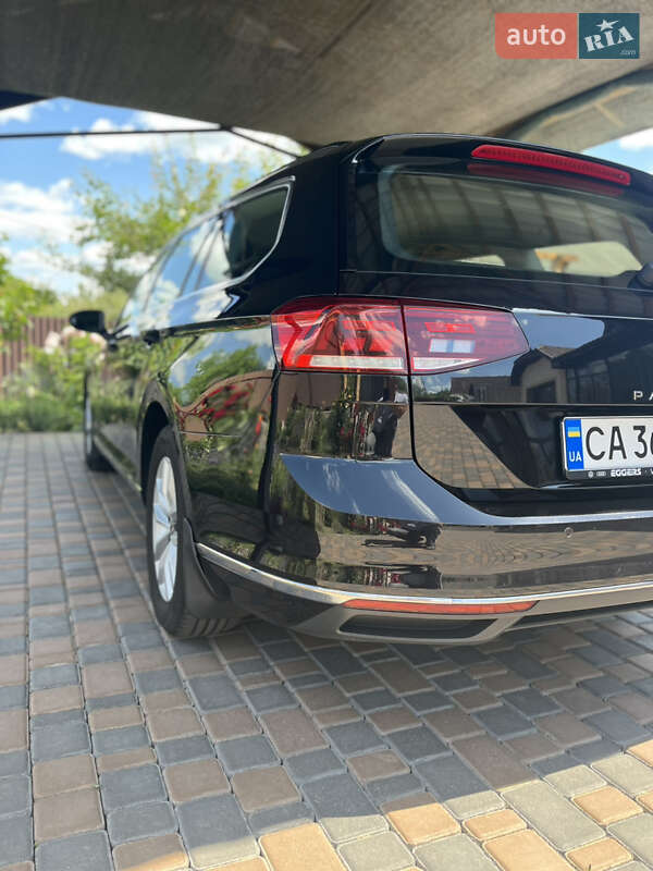 Универсал Volkswagen Passat 2020 в Смеле фото 12 Универсал Volkswagen Passat 2020 в Смеле