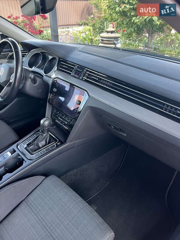 Универсал Volkswagen Passat 2020 в Смеле фото 31 Универсал Volkswagen Passat 2020 в Смеле