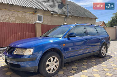 Универсал Volkswagen Passat 1997 в Виноградове