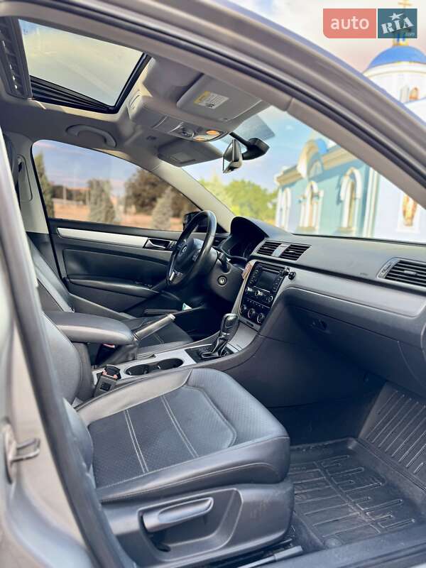 Седан Volkswagen Passat 2012 в Измаиле
