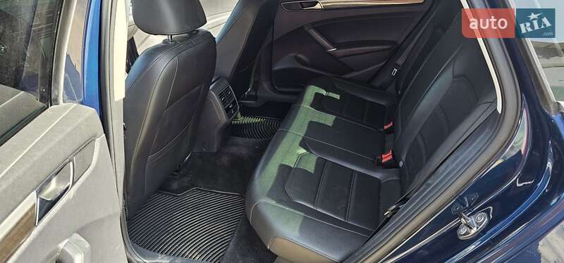 Седан Volkswagen Passat 2017 в Измаиле