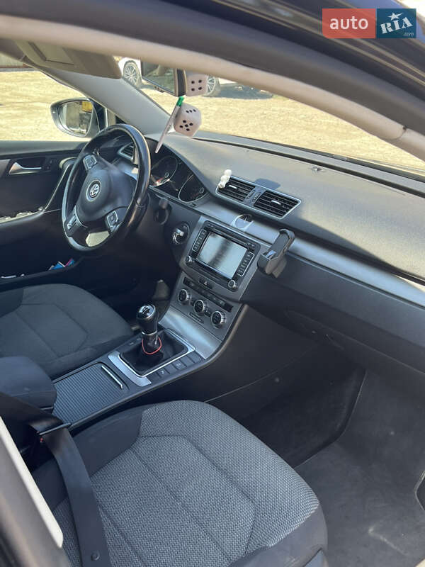 Універсал Volkswagen Passat 2014 в Миколаєві фото 12 Універсал Volkswagen Passat 2014 в Миколаєві