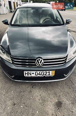Універсал Volkswagen Passat 2011 в Києві