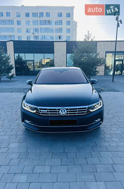 Седан Volkswagen Passat 2018 в Хмельницком
