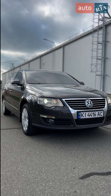 Седан Volkswagen Passat 2007 в Киеве