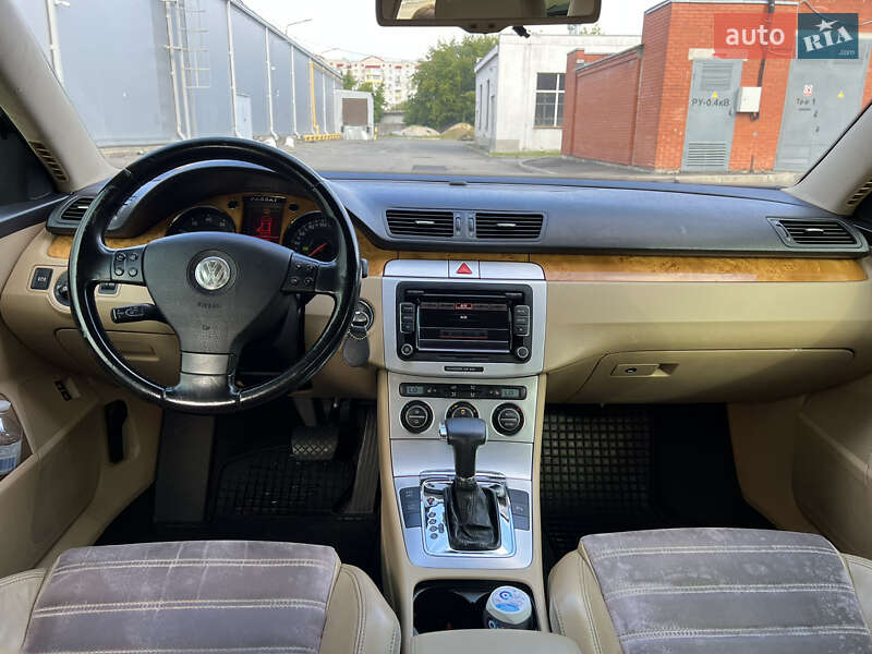 Седан Volkswagen Passat 2007 в Киеве