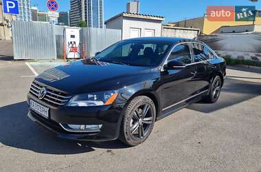 Седан Volkswagen Passat 2014 в Києві