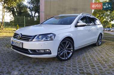Універсал Volkswagen Passat 2012 в Ковелі