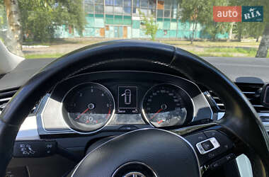 Универсал Volkswagen Passat 2017 в 