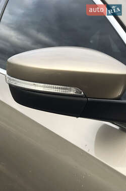 Седан Volkswagen Passat 2014 в 