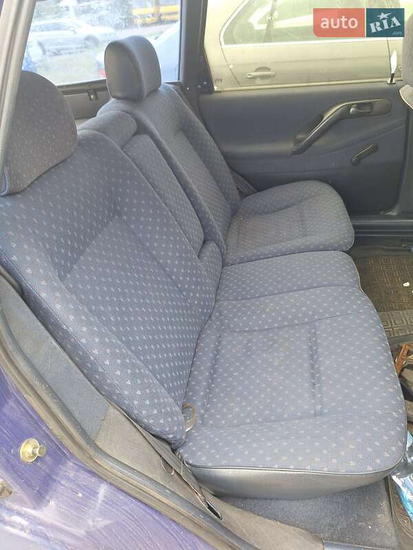 Универсал Volkswagen Passat 1995 в Черкассах