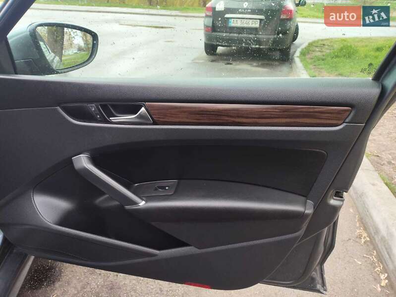 Седан Volkswagen Passat 2020 в Києві
