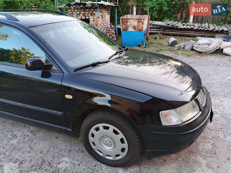 Универсал Volkswagen Passat 1999 в Ильинцах