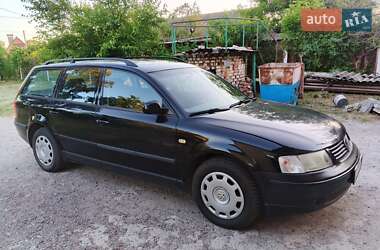 Універсал Volkswagen Passat 1999 в Іллінцях