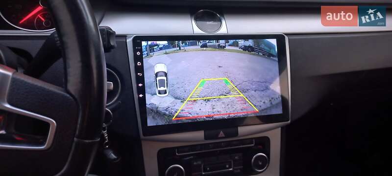 Седан Volkswagen Passat 2011 в Києві