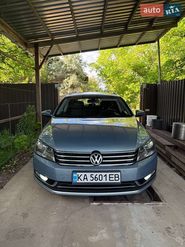 Volkswagen Passat 2012