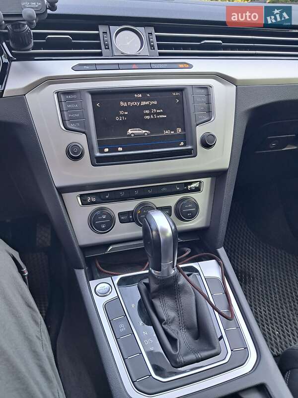 Универсал Volkswagen Passat 2017 в Полтаве фото 19 Универсал Volkswagen Passat 2017 в Полтаве