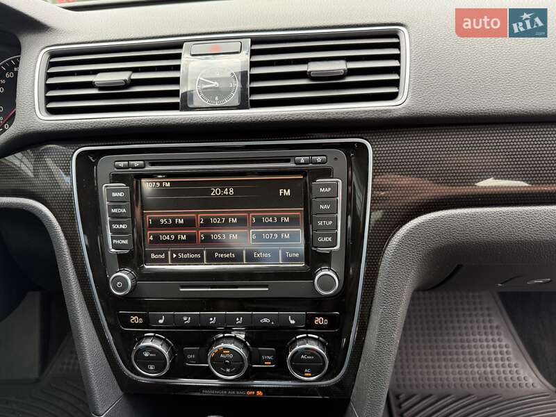 Седан Volkswagen Passat 2012 в Одессе