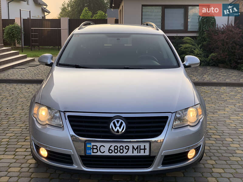 Універсал Volkswagen Passat 2009 в 