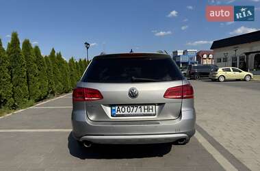 Універсал Volkswagen Passat 2012 в 
