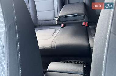 Універсал Volkswagen Passat 2012 в 