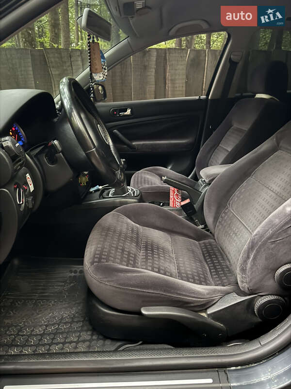 Седан Volkswagen Passat 2002 в Луцке фото 3 Седан Volkswagen Passat 2002 в Луцке
