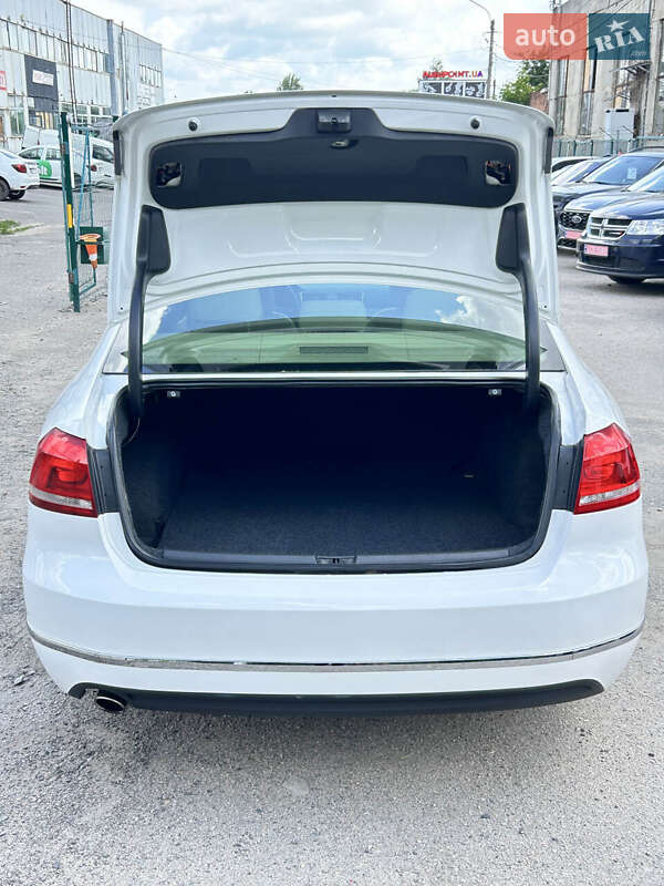 Седан Volkswagen Passat 2015 в Сумах
